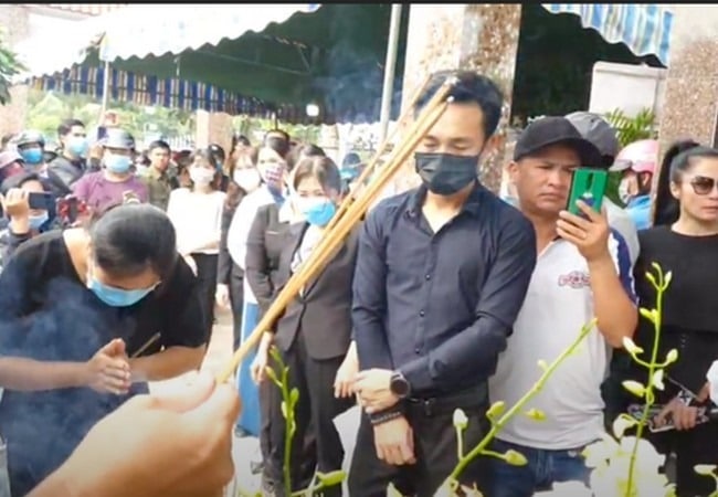 Gia đình tổ chức tang lễ cho Vân Quang Long tại quê nhà Đồng Tháp