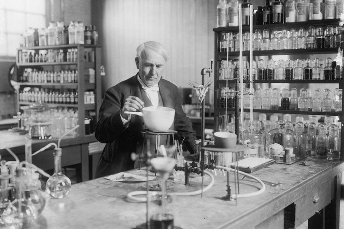 Tiểu sử Thomas Edison - Người phát minh ra bóng đèn dây tóc 1