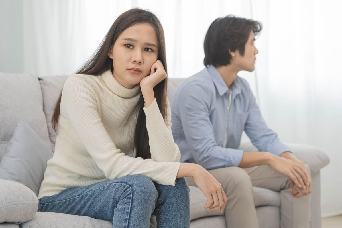 Làm thế nào để vượt qua khủng hoảng hôn nhân trong 5 năm đầu